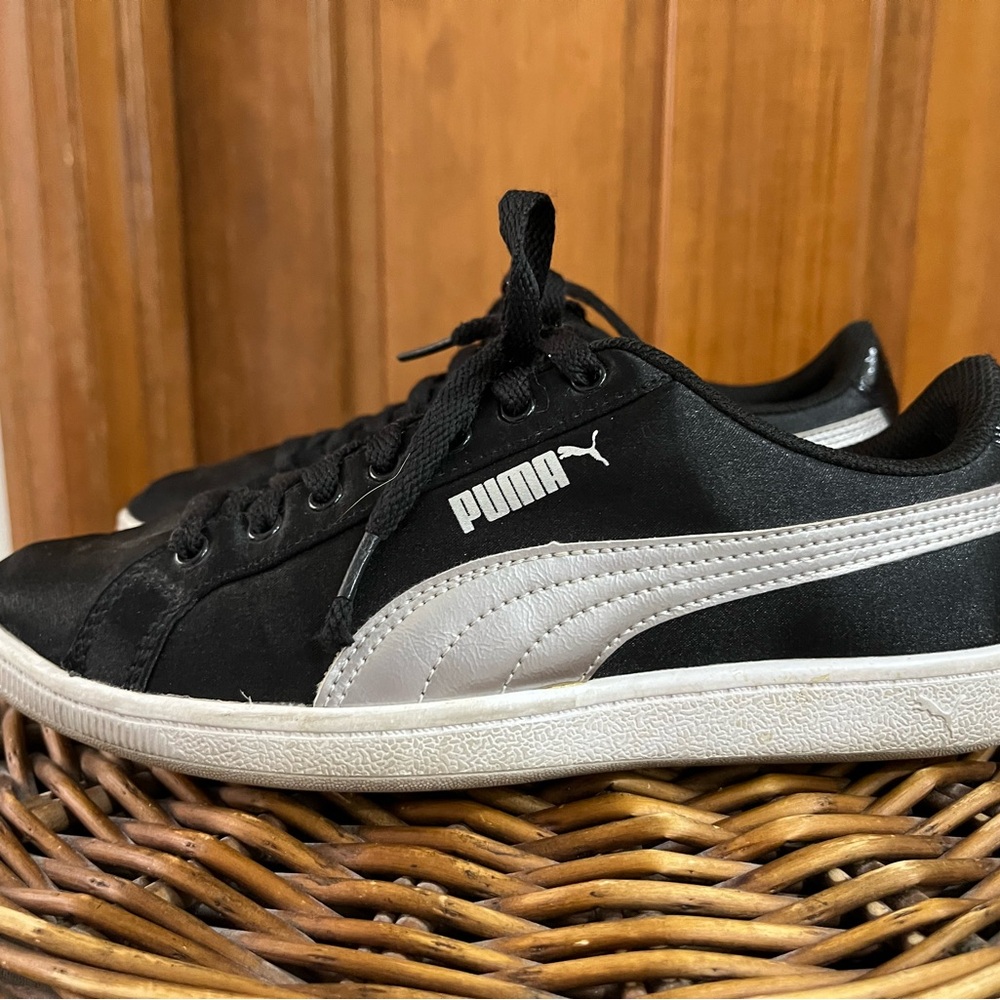 Puma Vikky En Pointe Women’s Black and Gray Athletic Shoes Size 7